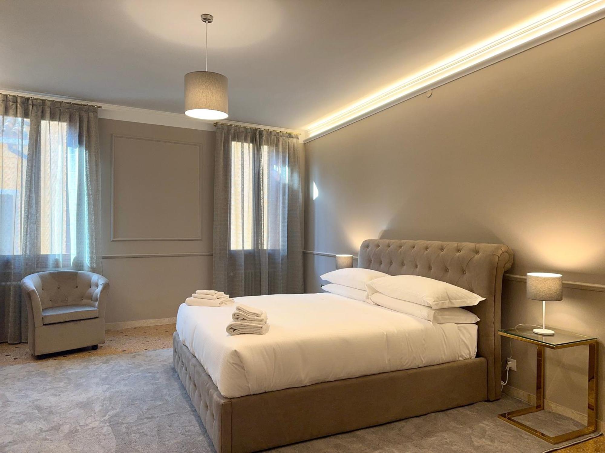 San Vio Palace Luxury Apartments Venise Extérieur photo