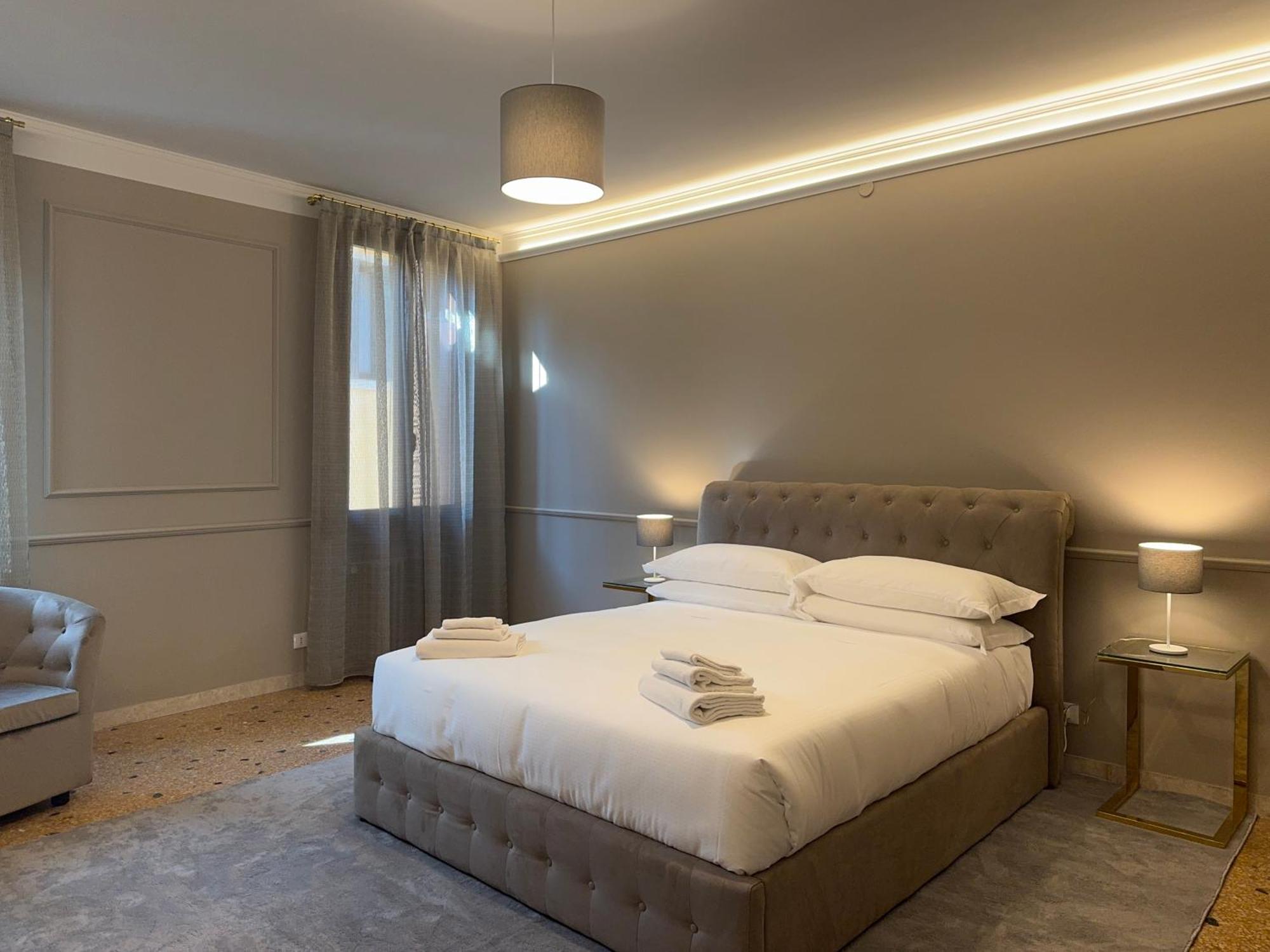 San Vio Palace Luxury Apartments Venise Extérieur photo