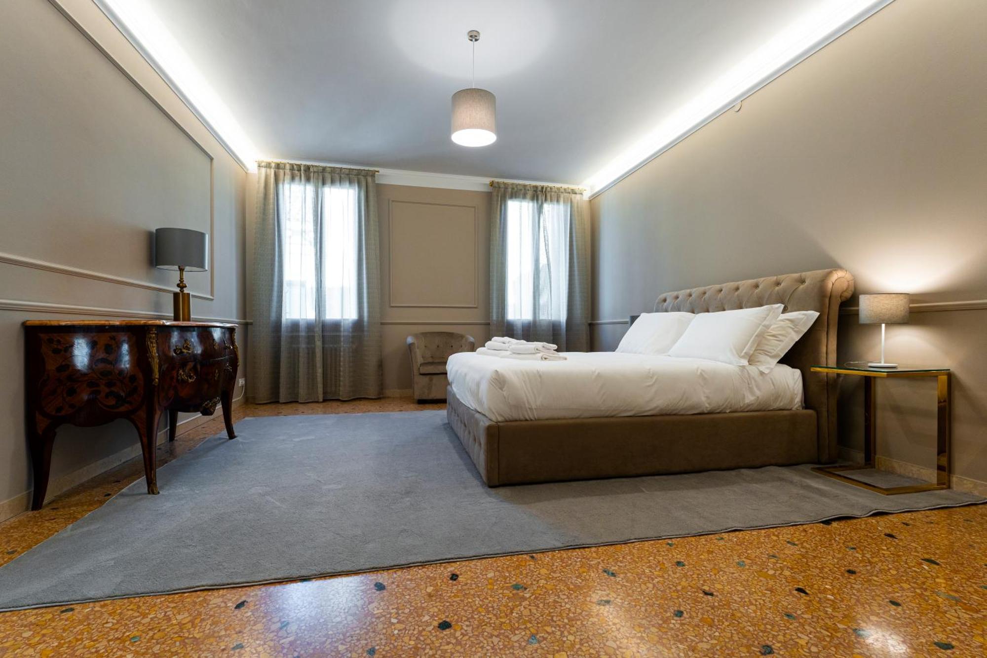 San Vio Palace Luxury Apartments Venise Extérieur photo